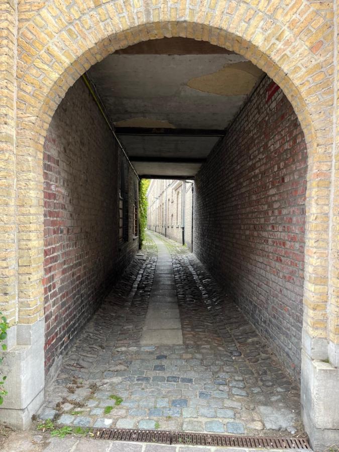 Little Gate *