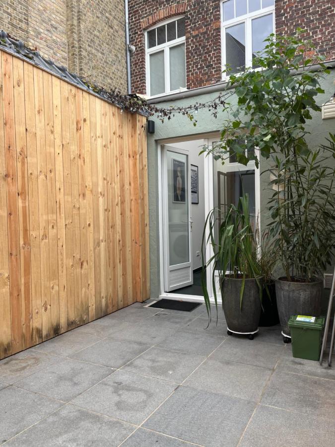 Little Gate *